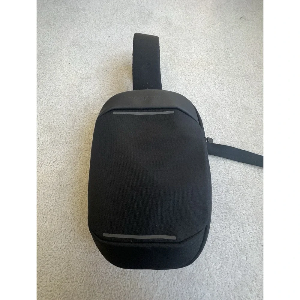 GOMATIC NAVIGATOR SLING 6L Backpack Black